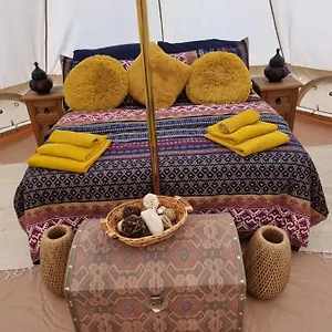 The Tent , Güime España