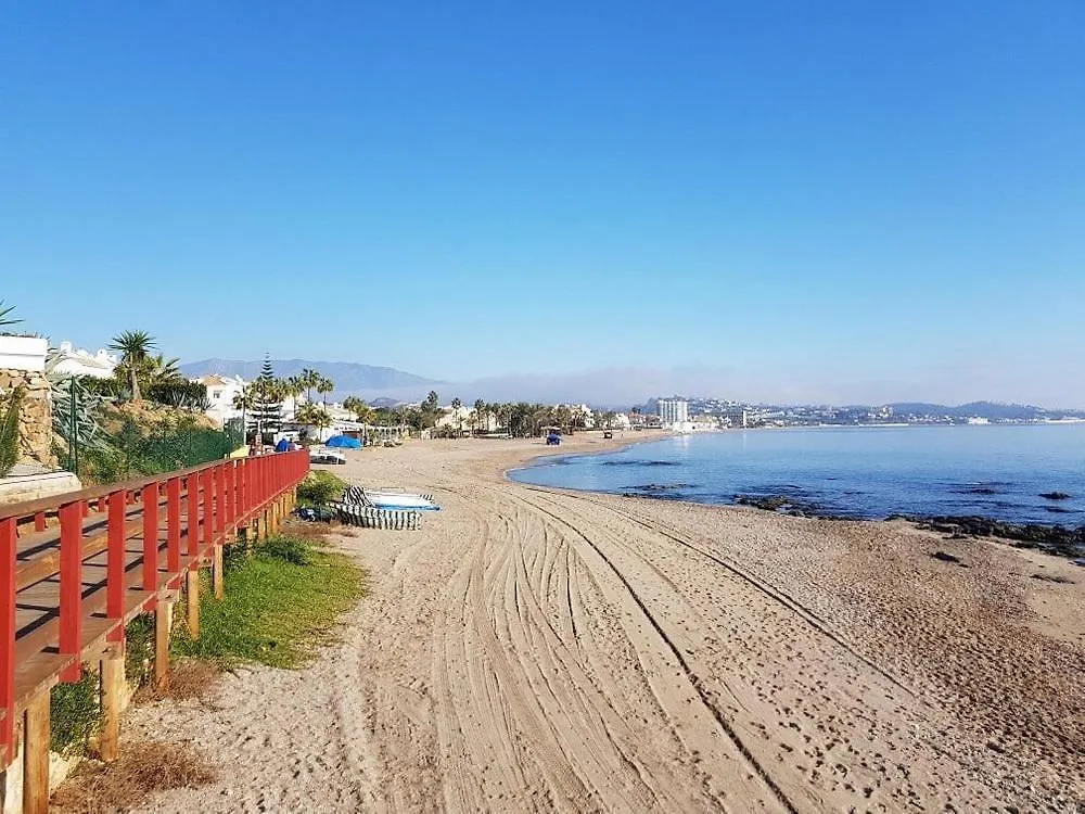 Fantastico apartamento rodeado con campos de golf Apartamento Sitio de Calahonda